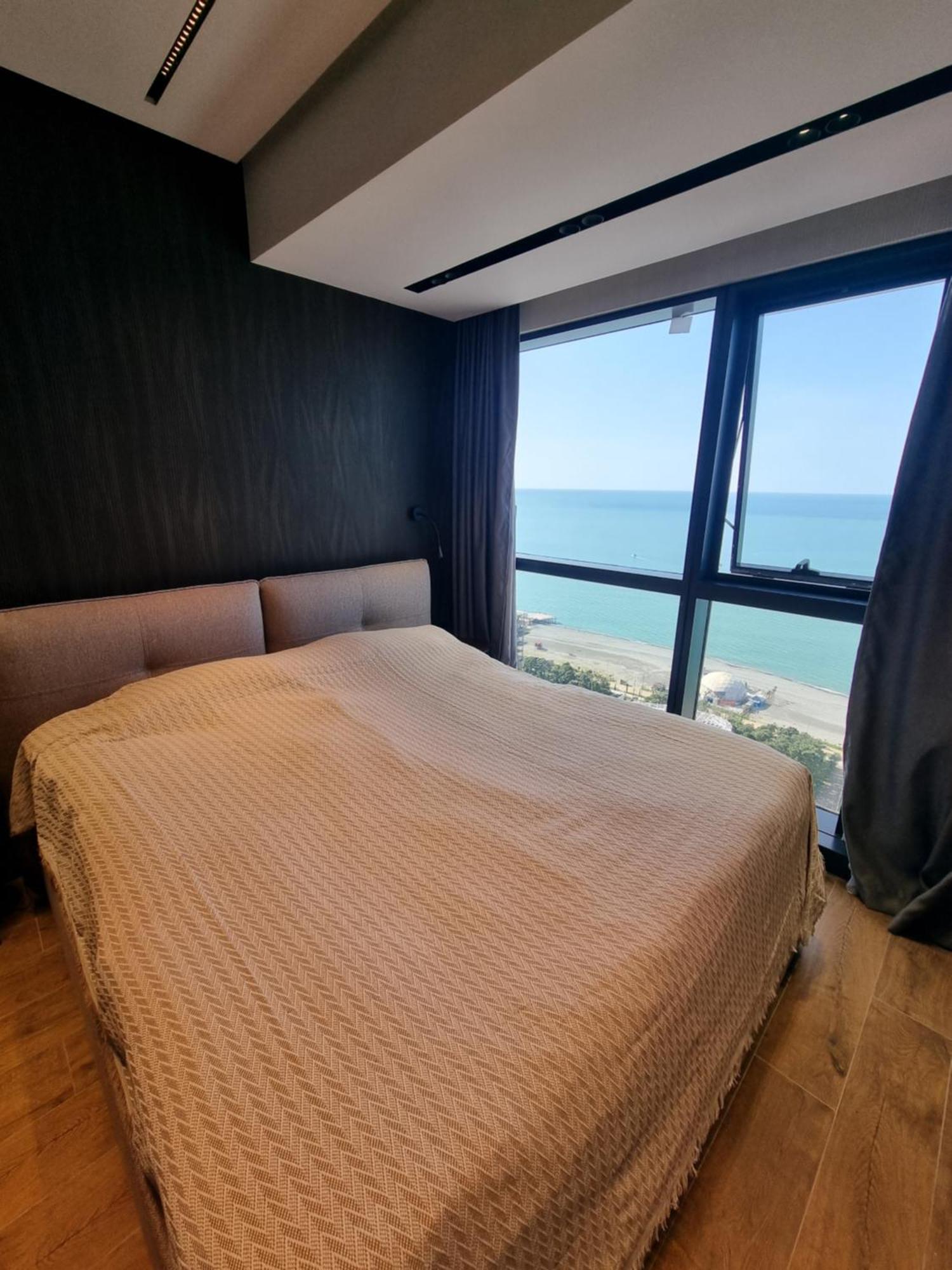Premium Apartment In Porta Batumi Tower Exteriör bild