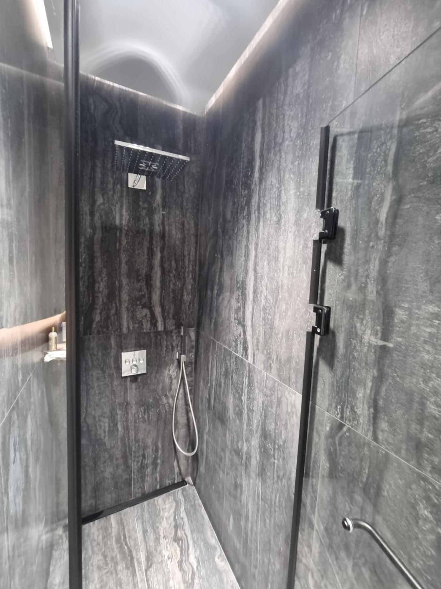 Premium Apartment In Porta Batumi Tower Exteriör bild