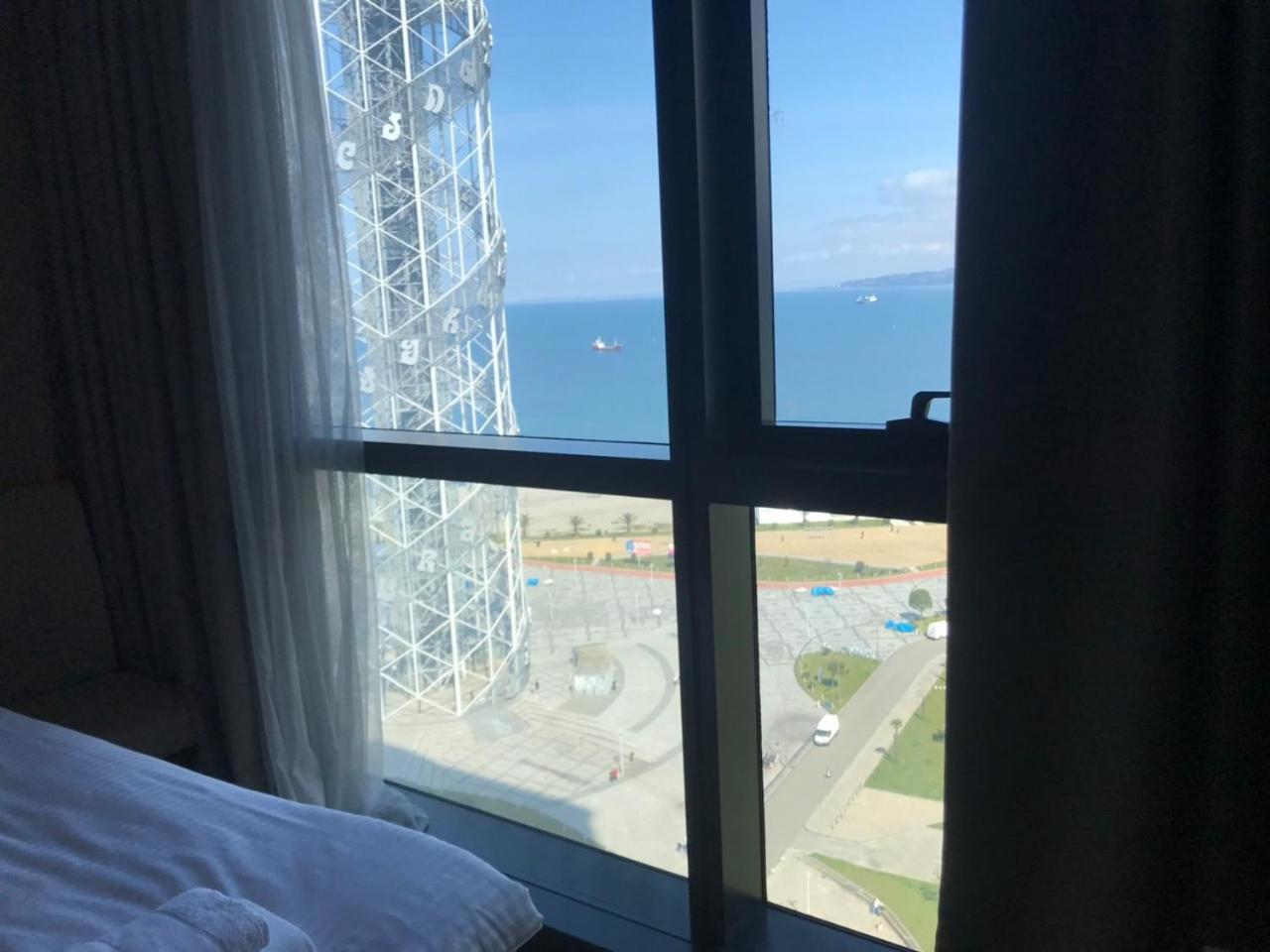 Premium Apartment In Porta Batumi Tower Exteriör bild