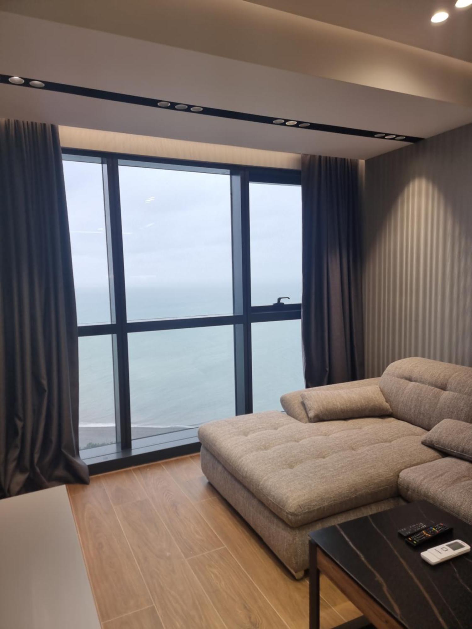 Premium Apartment In Porta Batumi Tower Exteriör bild