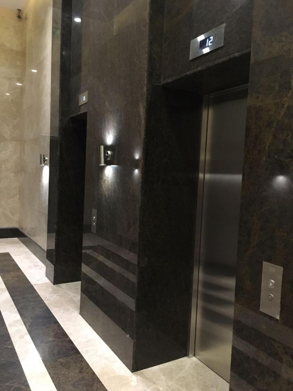 Premium Apartment In Porta Batumi Tower Exteriör bild