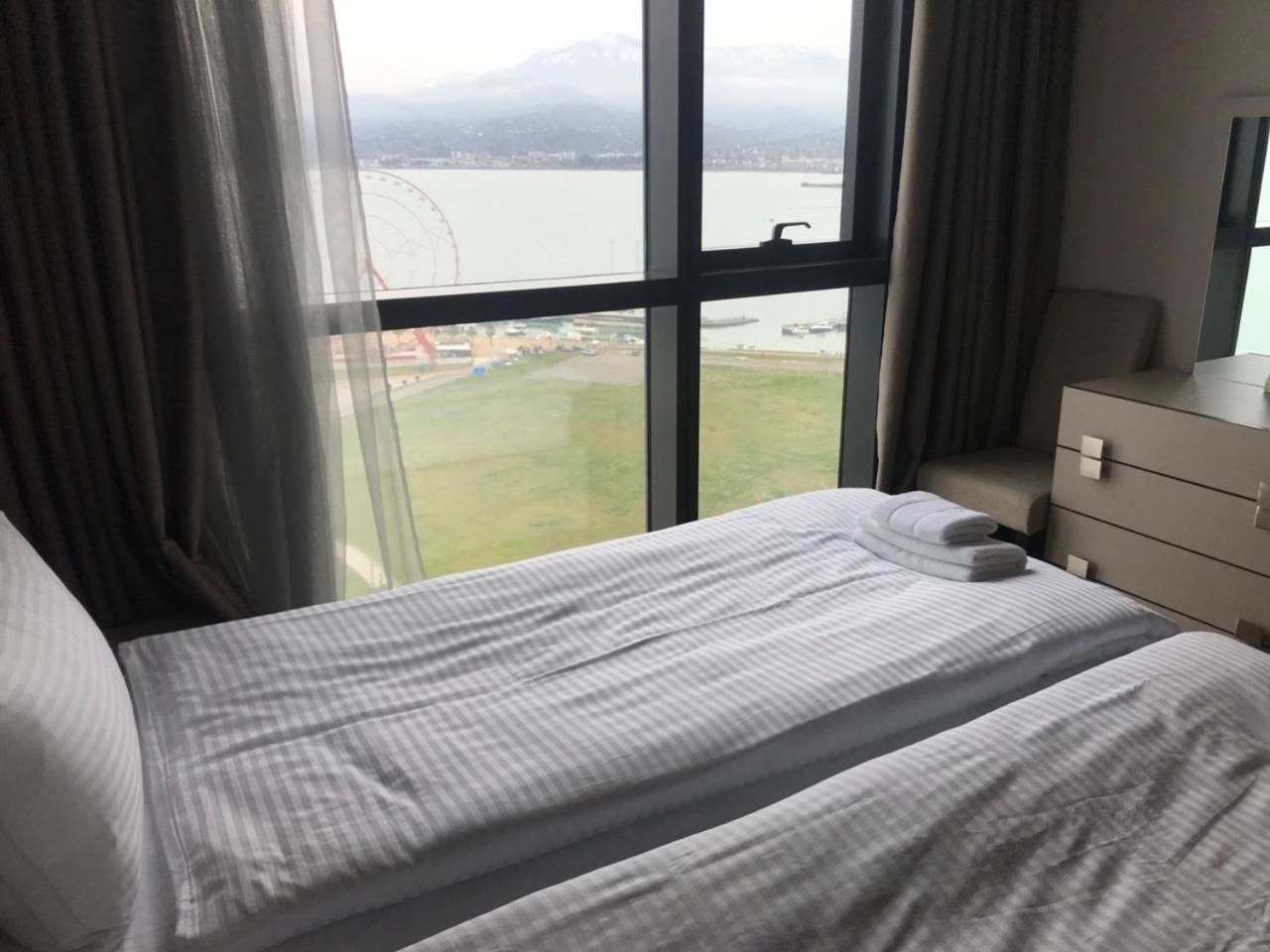 Premium Apartment In Porta Batumi Tower Exteriör bild