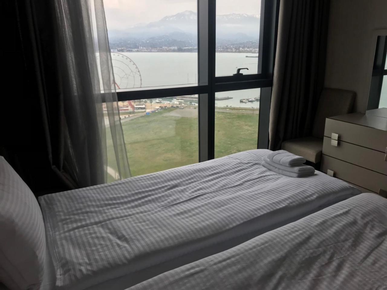 Premium Apartment In Porta Batumi Tower Exteriör bild